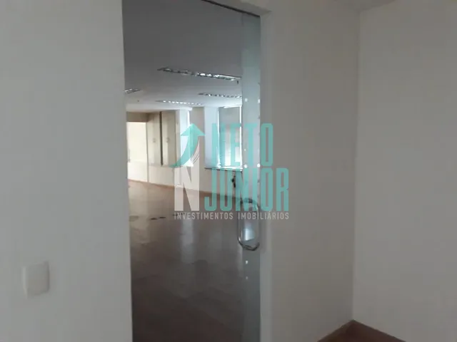 Conjunto com 245m², para alugar, no bairro Vila Olímpia em São Paulo