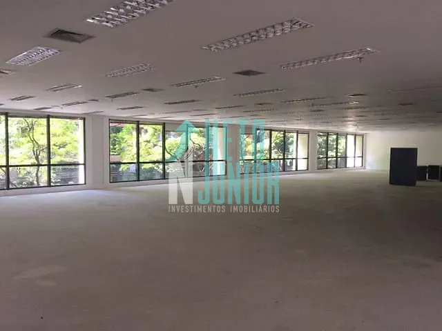 Conjunto com 500m², para alugar, no bairro Vila Olímpia em São Paulo