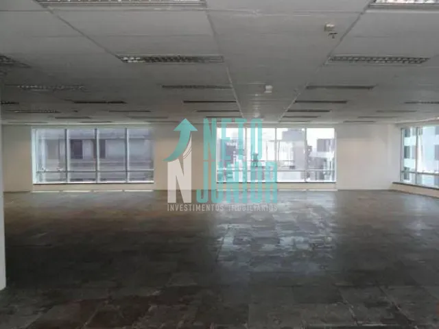 Conjunto com 330m², para alugar, no bairro Cidade Monções em São Paulo