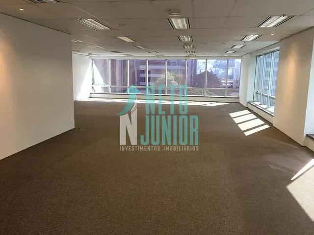 Conjunto com 660m², à venda ou para alugar, no bairro Cidade Monções em São Paulo