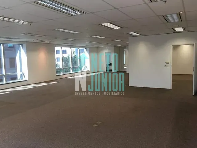 Conjunto com 660m², à venda ou para alugar, no bairro Cidade Monções em São Paulo