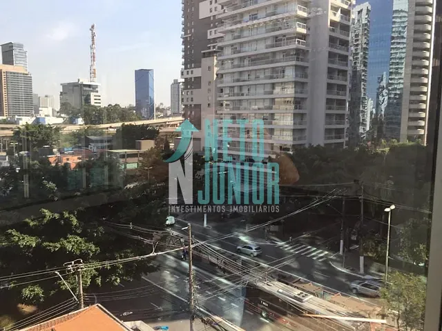 Conjunto com 660m², à venda ou para alugar, no bairro Cidade Monções em São Paulo