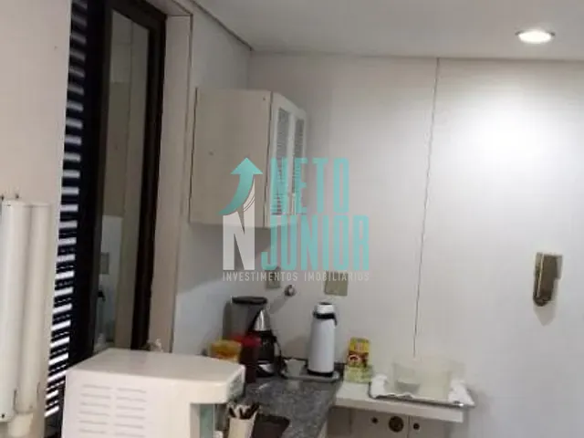 Conjunto com 300m², à venda ou para alugar, no bairro Itaim Bibi em São Paulo