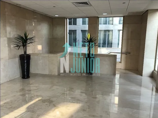 Conjunto com 304m², para alugar, no bairro Vila Olímpia em São Paulo
