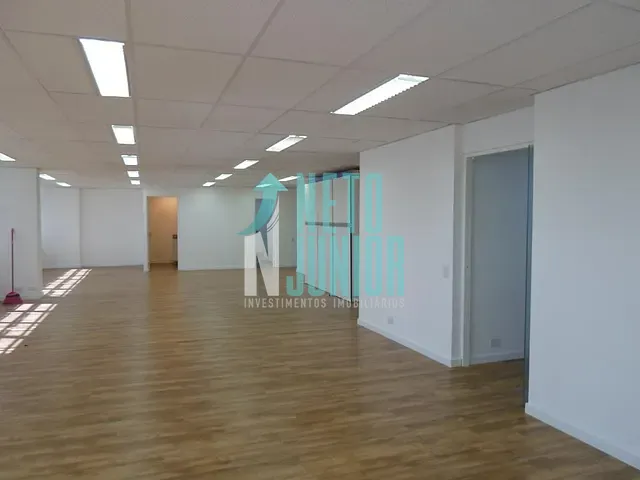 Conjunto com 168m², à venda ou para alugar, no bairro Itaim Bibi em São Paulo