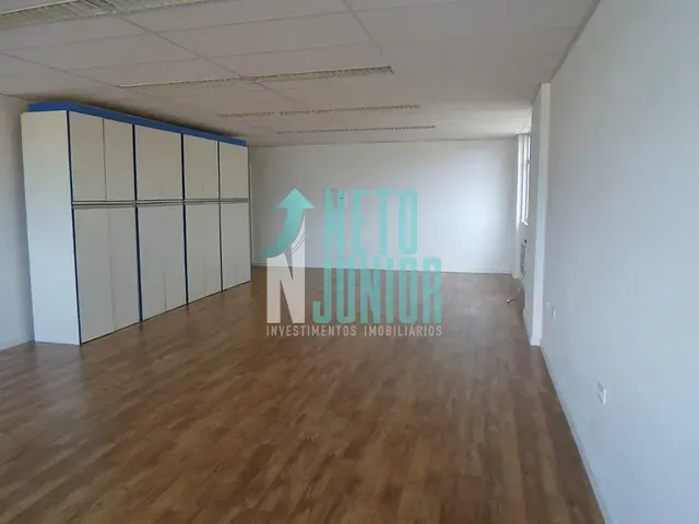 Conjunto com 285m², à venda ou para alugar, no bairro Itaim Bibi em São Paulo