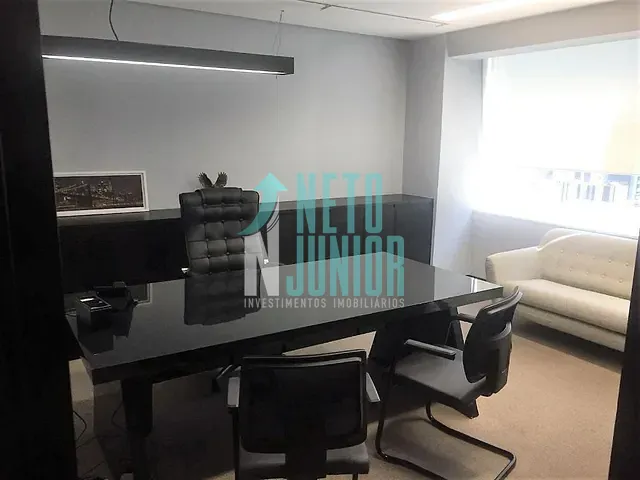 Conjunto com 194m², à venda, no bairro Vila Olímpia em São Paulo
