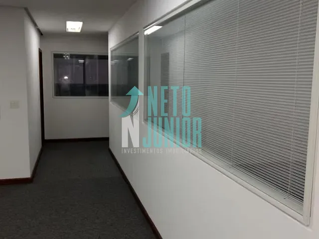 Conjunto com 251m², para alugar, no bairro Vila Olímpia em São Paulo