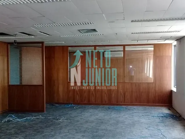Conjunto com 360m², para alugar, no bairro Vila Nova Conceição em São Paulo