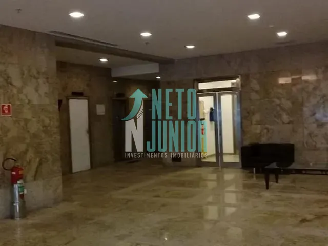 Conjunto com 180m², para alugar, no bairro Vila Nova Conceição em São Paulo
