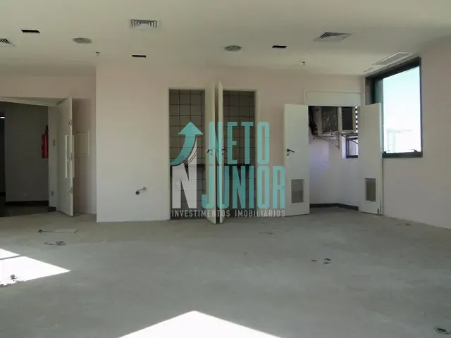 Conjunto com 66m², para alugar, no bairro Vila Olímpia em São Paulo