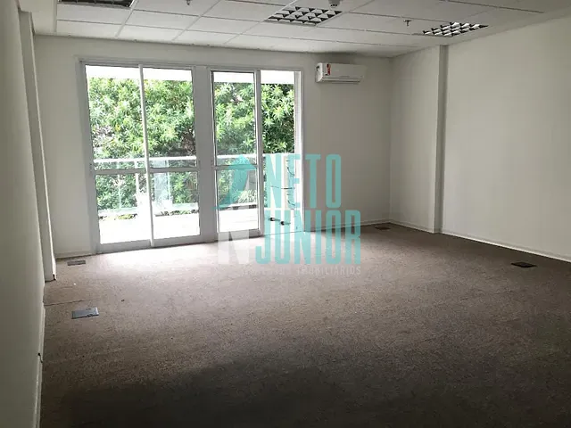 Conjunto com 43m², à venda, no bairro Pinheiros em São Paulo