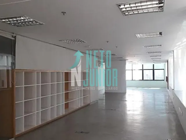 Conjunto com 489m², para alugar, no bairro Vila Olímpia em São Paulo