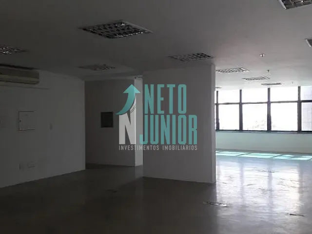 Conjunto com 489m², para alugar, no bairro Vila Olímpia em São Paulo
