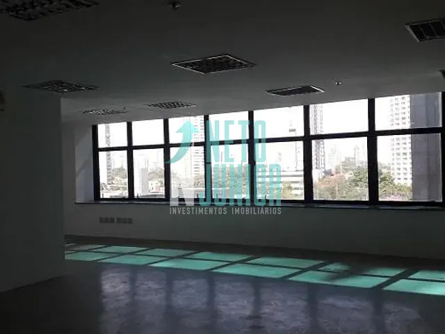 Conjunto com 489m², para alugar, no bairro Vila Olímpia em São Paulo