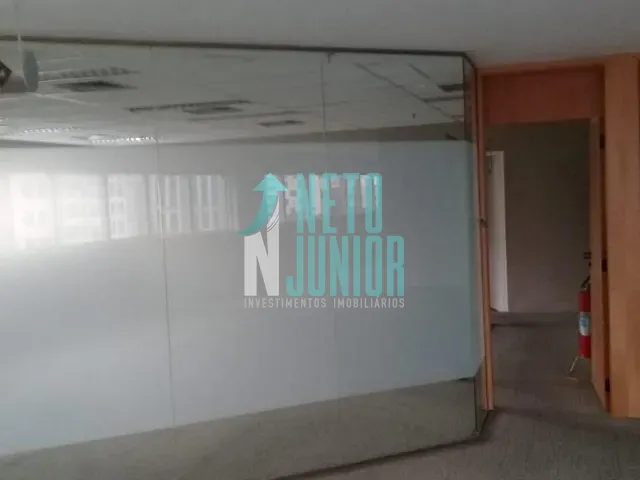 Conjunto com 180m², para alugar, no bairro Jardim Paulistano em São Paulo