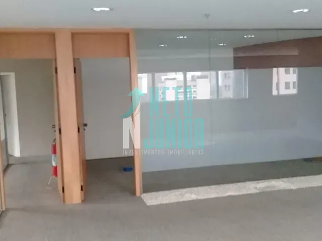 Conjunto com 180m², para alugar, no bairro Jardim Paulistano em São Paulo