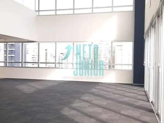 Conjunto com 400m², para alugar, no bairro Indianópolis em São Paulo