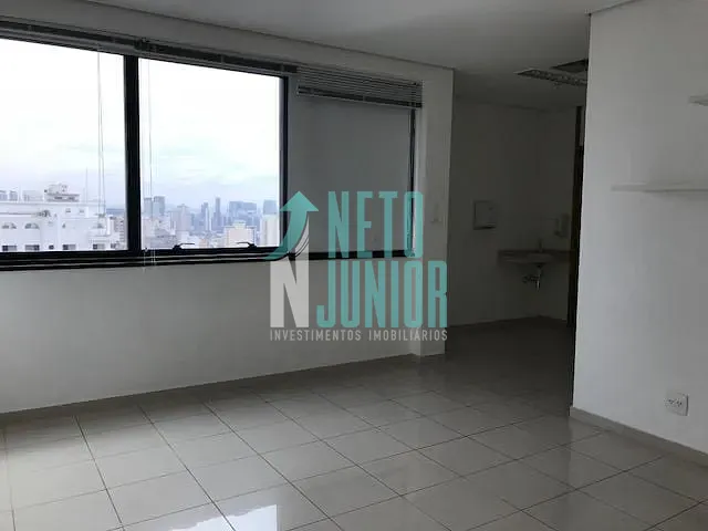 Conjunto com 42m², à venda ou para alugar, no bairro Santo Amaro em São Paulo