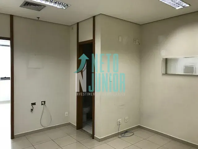 Conjunto com 42m², à venda ou para alugar, no bairro Santo Amaro em São Paulo