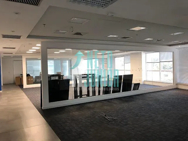 Conjunto com 296m², para alugar, no bairro Butantã em São Paulo