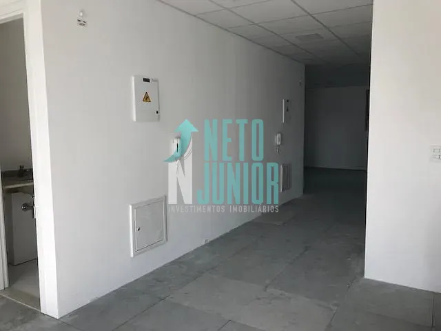 Conjunto com 120m², à venda ou para alugar, no bairro Santo Amaro em São Paulo