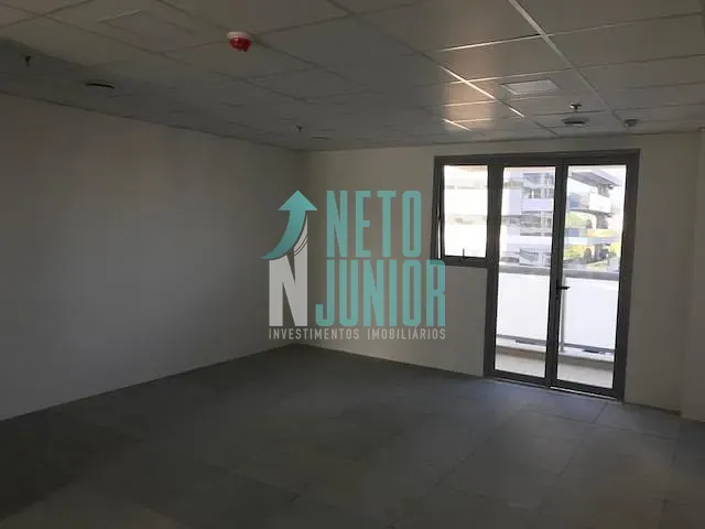 Conjunto com 80m², à venda ou para alugar, no bairro Santo Amaro em São Paulo