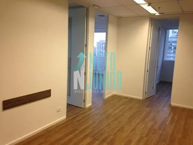 Conjunto com 246m², para alugar, no bairro Bela Vista em São Paulo