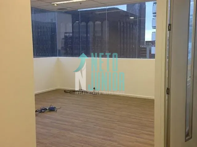 Conjunto com 246m², para alugar, no bairro Bela Vista em São Paulo
