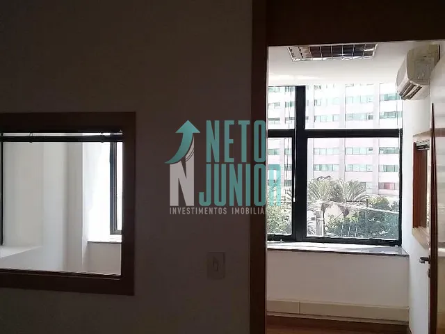 Conjunto com 489m², para alugar, no bairro Vila Olímpia em São Paulo