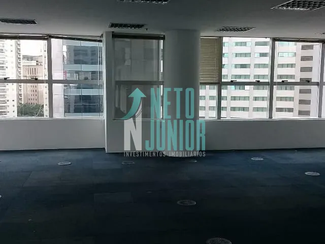 Conjunto com 394m², para alugar, no bairro Vila Olímpia em São Paulo