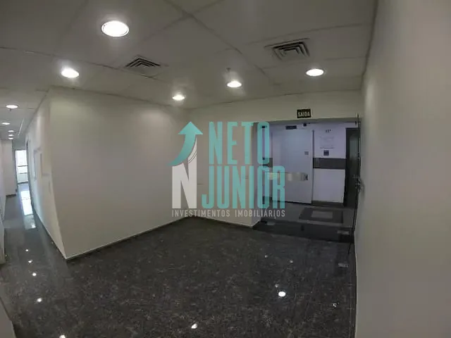Conjunto com 180m², para alugar, no bairro Vila Nova Conceição em São Paulo