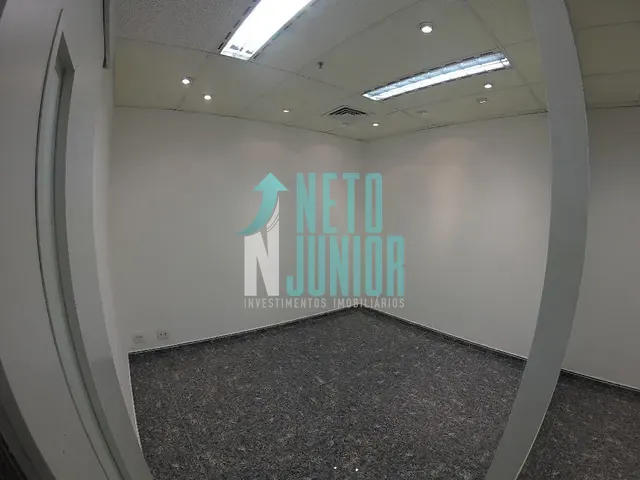 Conjunto com 180m², para alugar, no bairro Vila Nova Conceição em São Paulo