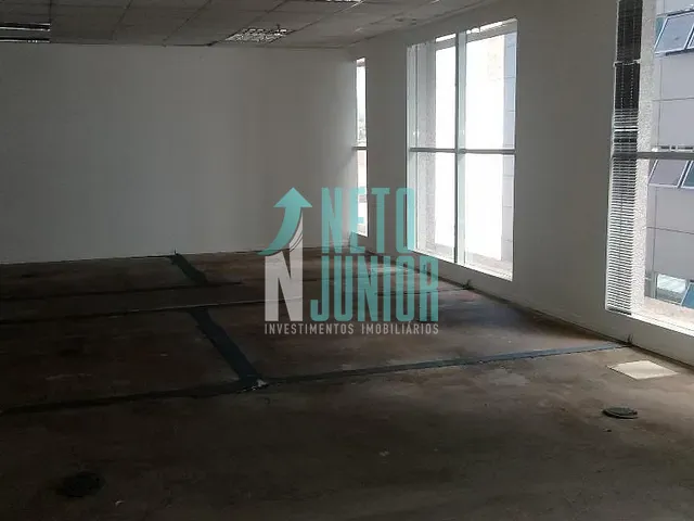 Conjunto com 469m², para alugar, no bairro Vila Olímpia em São Paulo