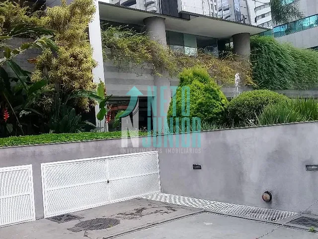 Conjunto com 770m², para alugar, no bairro Vila Olímpia em São Paulo