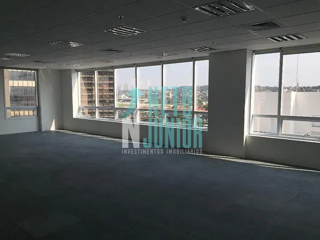 Conjunto com 114m², para alugar, no bairro Pinheiros em São Paulo