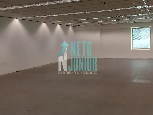 Conjunto com 304m², para alugar, no bairro Vila Olímpia em São Paulo