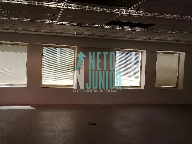 Conjunto com 304m², para alugar, no bairro Vila Olímpia em São Paulo
