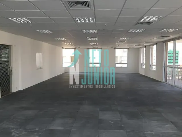 Conjunto com 114m², para alugar, no bairro Pinheiros em São Paulo
