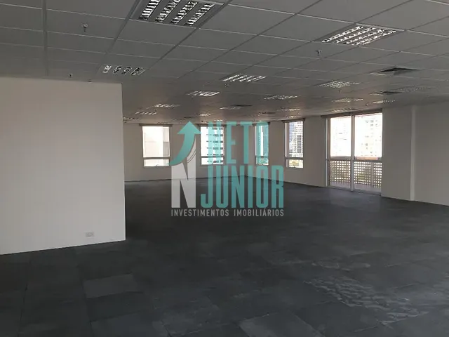 Conjunto com 114m², para alugar, no bairro Pinheiros em São Paulo