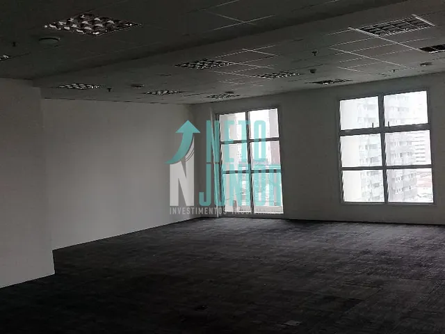 Conjunto com 128m², para alugar, no bairro Itaim Bibi em São Paulo