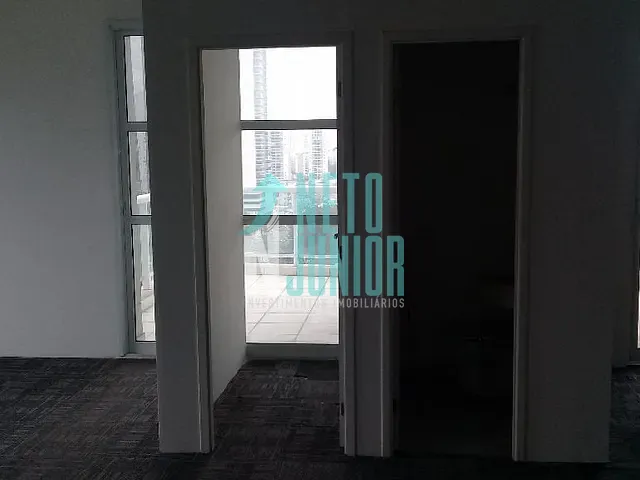 Conjunto com 128m², para alugar, no bairro Itaim Bibi em São Paulo