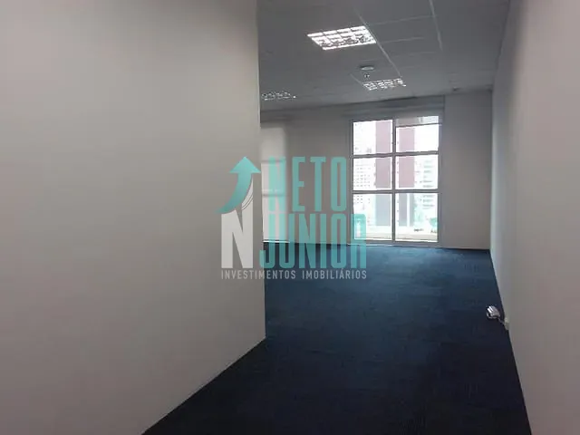 Conjunto com 71m², à venda ou para alugar, no bairro Chácara Santo Antônio em São Paulo