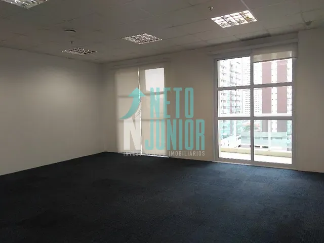 Conjunto com 71m², à venda ou para alugar, no bairro Chácara Santo Antônio em São Paulo