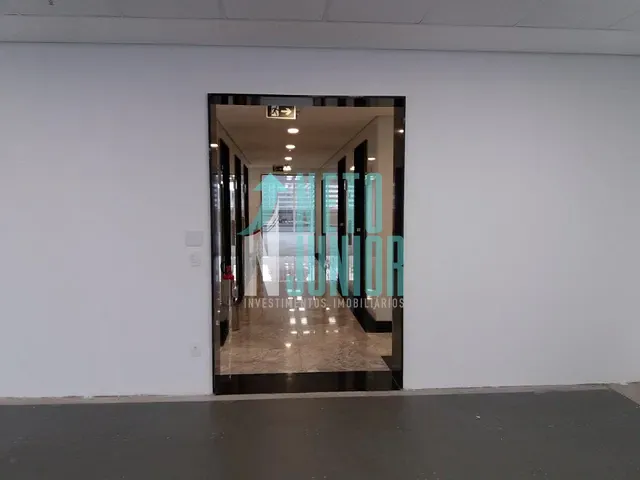 Conjunto com 134m², para alugar, no bairro Jardim das Acácias em São Paulo