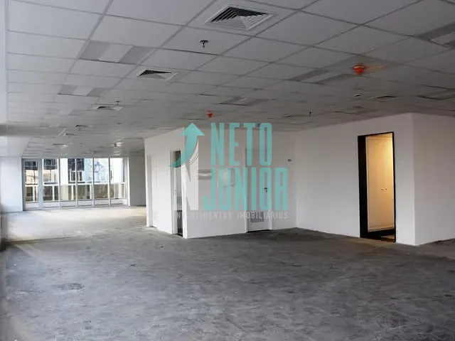 Conjunto com 262m², para alugar, no bairro Jardim das Acácias em São Paulo