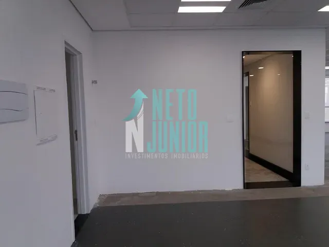 Conjunto com 260m², para alugar, no bairro Jardim das Acácias em São Paulo