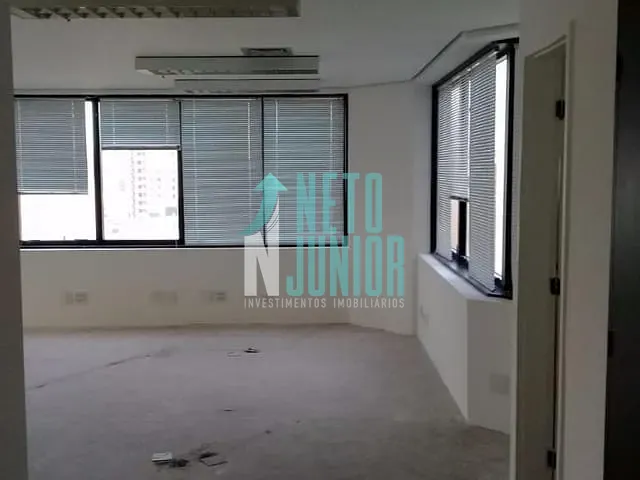 Conjunto com 300m², para alugar, no bairro Itaim Bibi em São Paulo