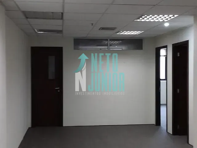 Conjunto com 184m², para alugar, no bairro Itaim Bibi em São Paulo