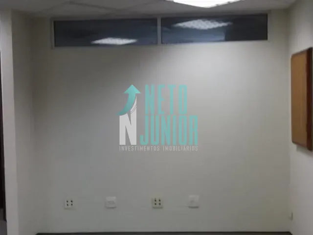 Conjunto com 184m², para alugar, no bairro Itaim Bibi em São Paulo
